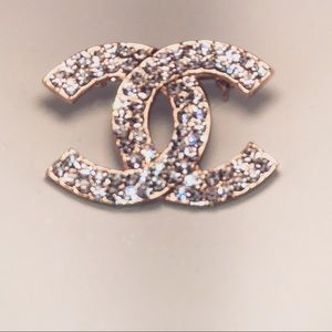 A Diamanté Brooch Style Badge /Pin